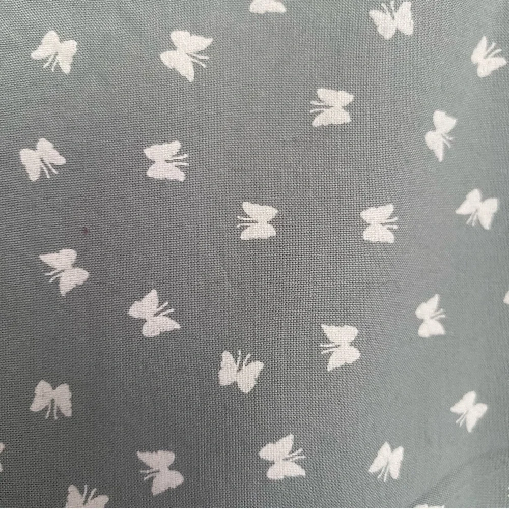 Little Earth Sage Green Butterfly Print Fabric size 3-4 kids - Picture 5 of 8